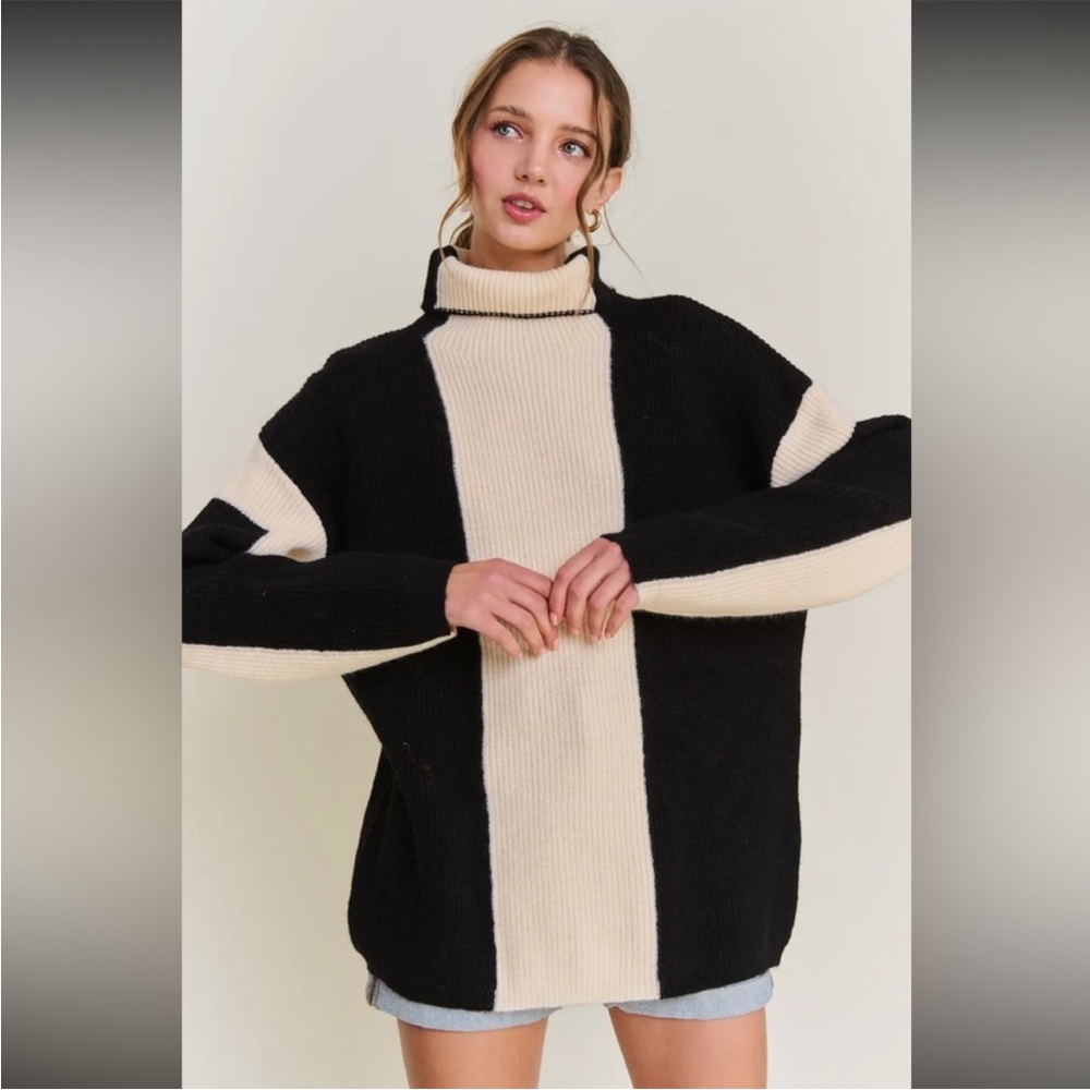 Color Block Knit Turtleneck Sweater Size Small